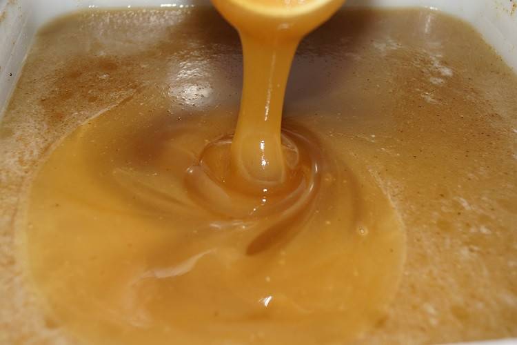Белый кипрейный мед: состав и применение, полезные свойства