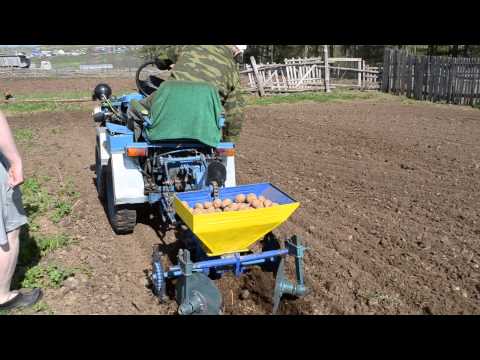Посадка картофеля мотоблоком с окучником двухрядным, видео — как сажать картошку мотоблоком под окучник — про огород