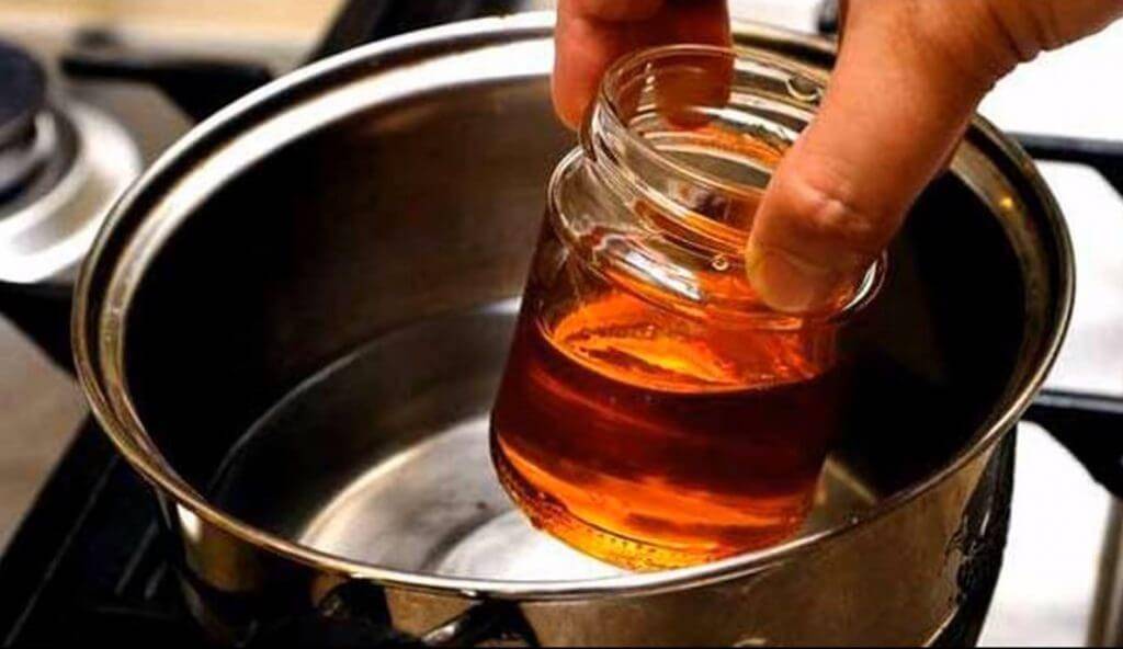 Можно ли мед нагревать или нельзя, до какой температуры можно греть мед