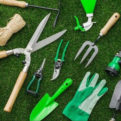 Список садовых инструментов для сада и огорода